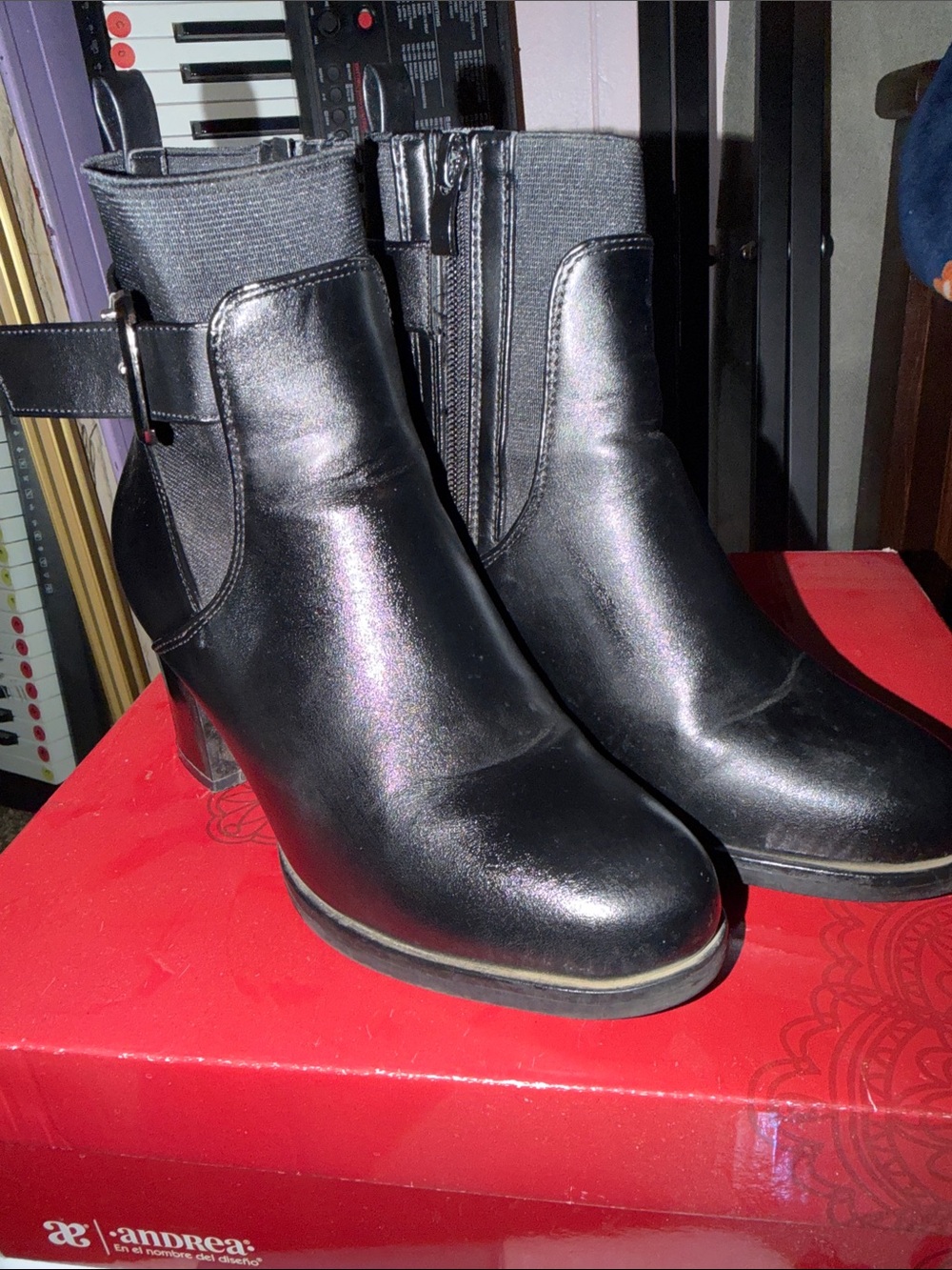 ANDREA FENZI Black Leather Block Heel Ankle Boots